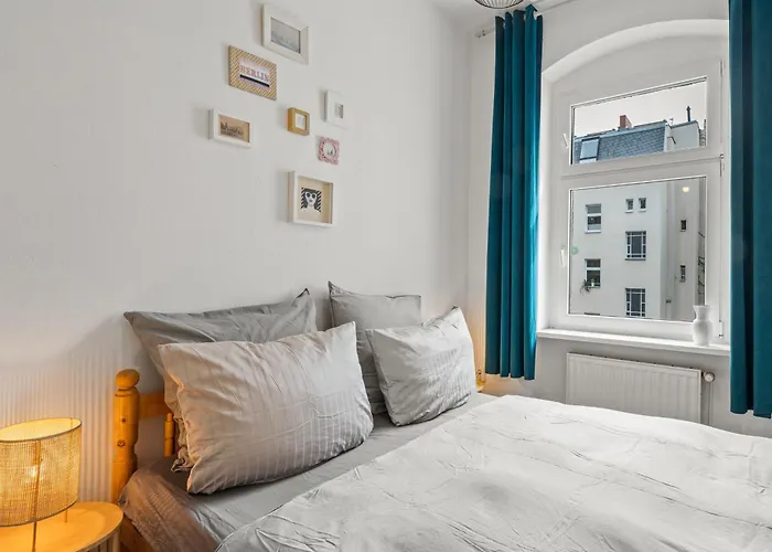 Wilhelmshavener 3Br In Downdown Moabit