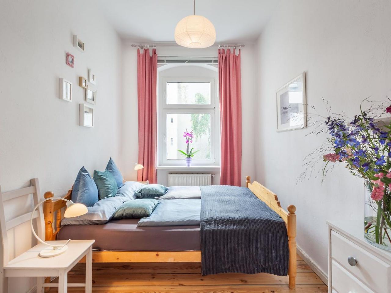 Wilhelmshavener 3br In Downdown Moabit Apartment *